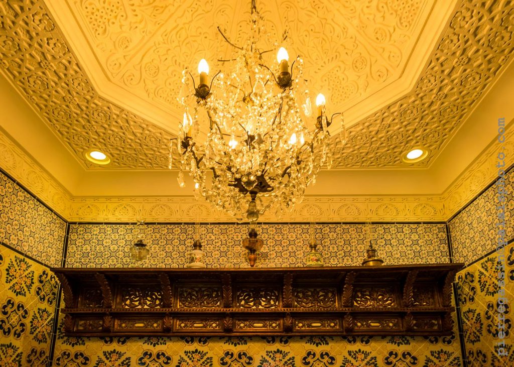 43649896_247650829429061_35469149895393280_n