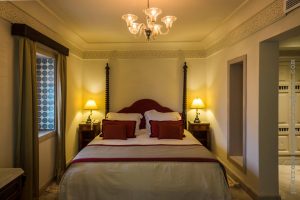 43678696_762877647389075_5534273542255804416_n