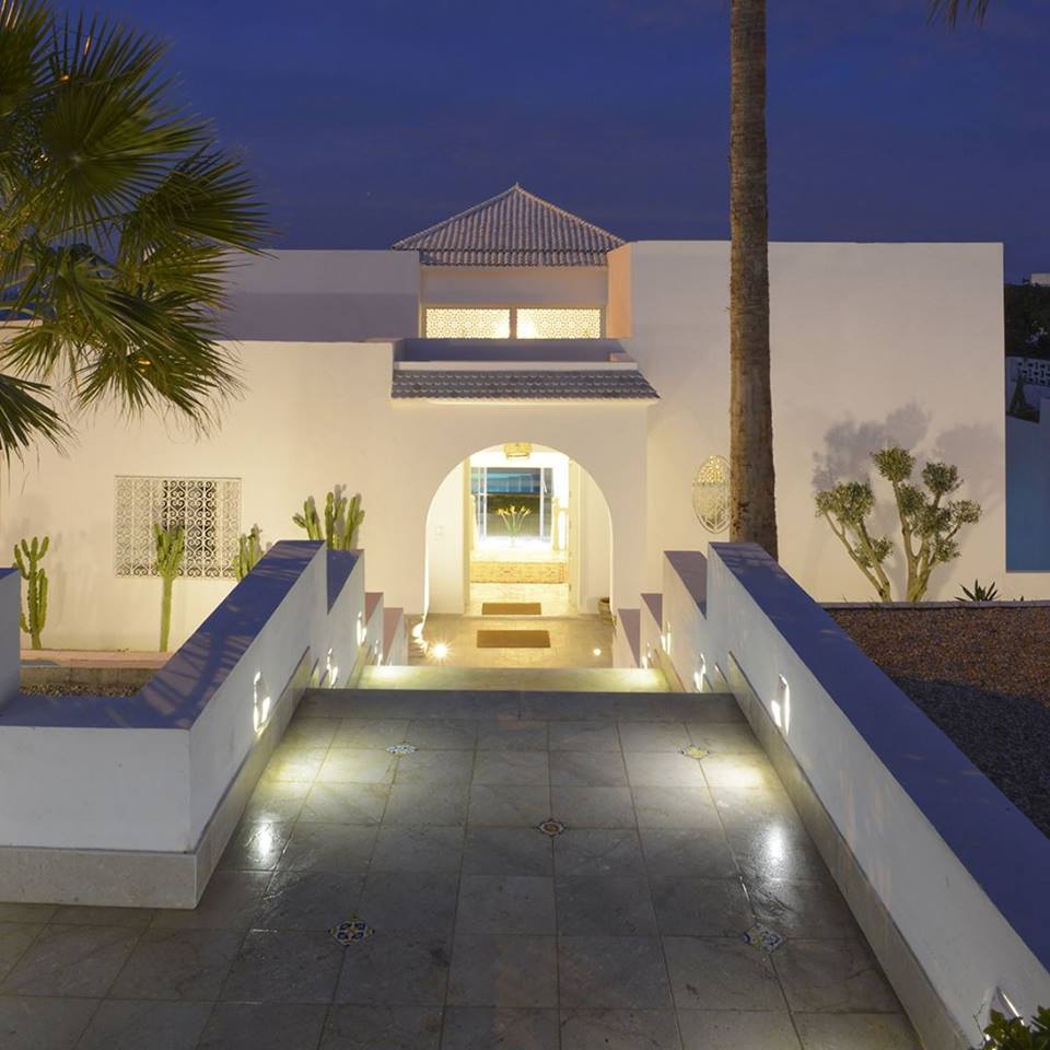 49742805_1728221190616127_1363765048350081024_n