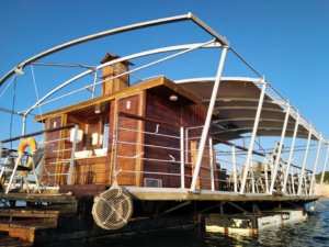 restaurant flottant kerkenah