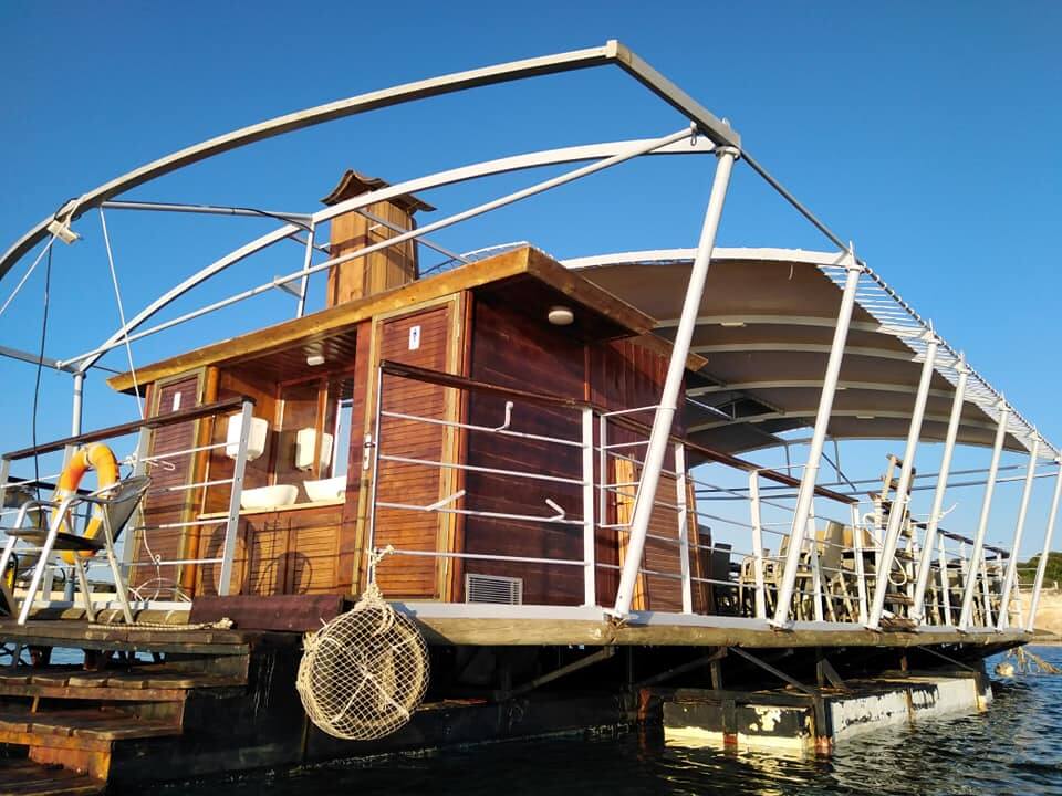 restaurant flottant kerkenah