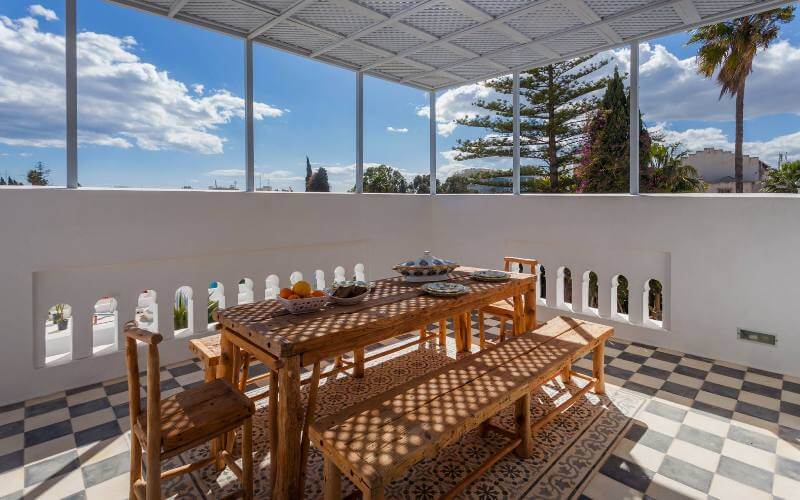 54518758_693999651028088_6890282459489894400_o